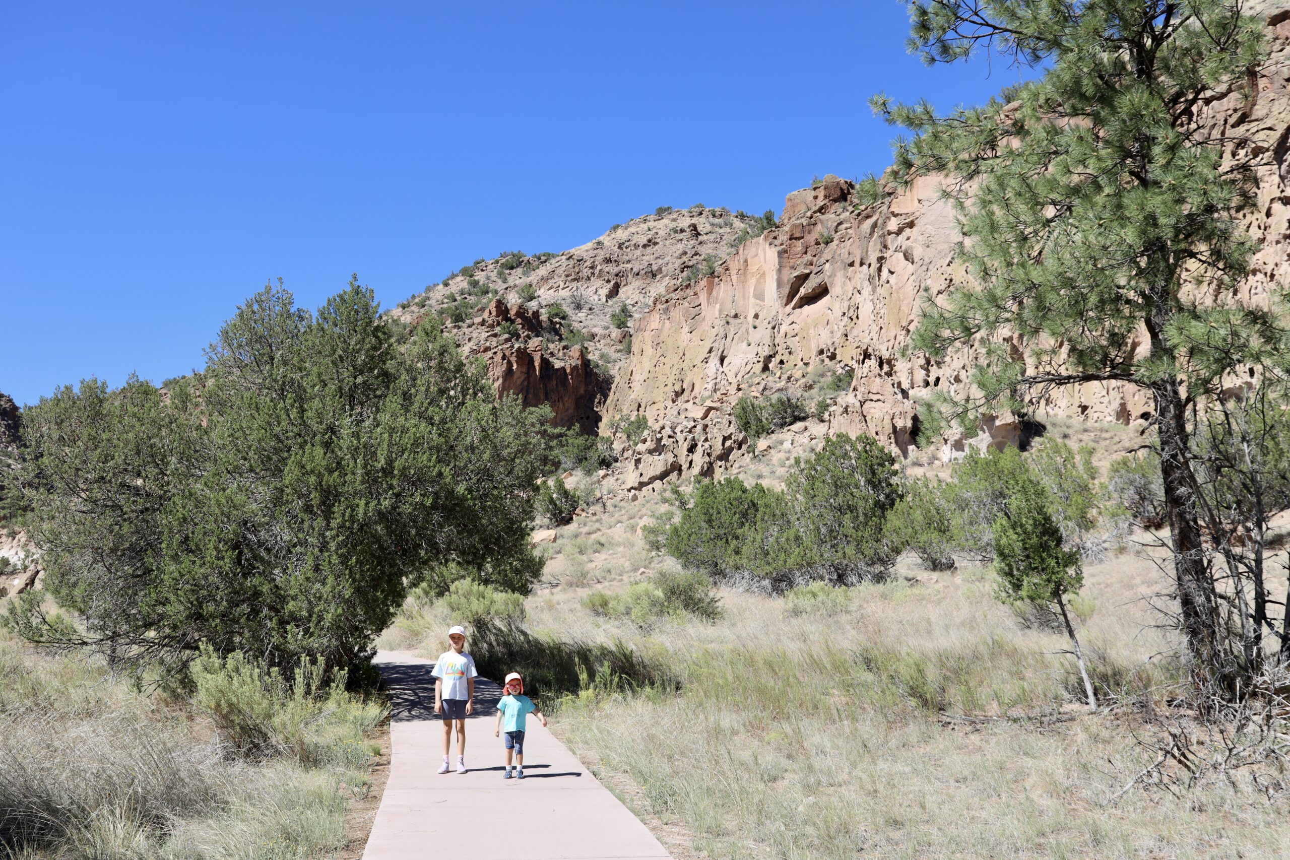 Visiting Bandelier National Monument, New Mexico with kids