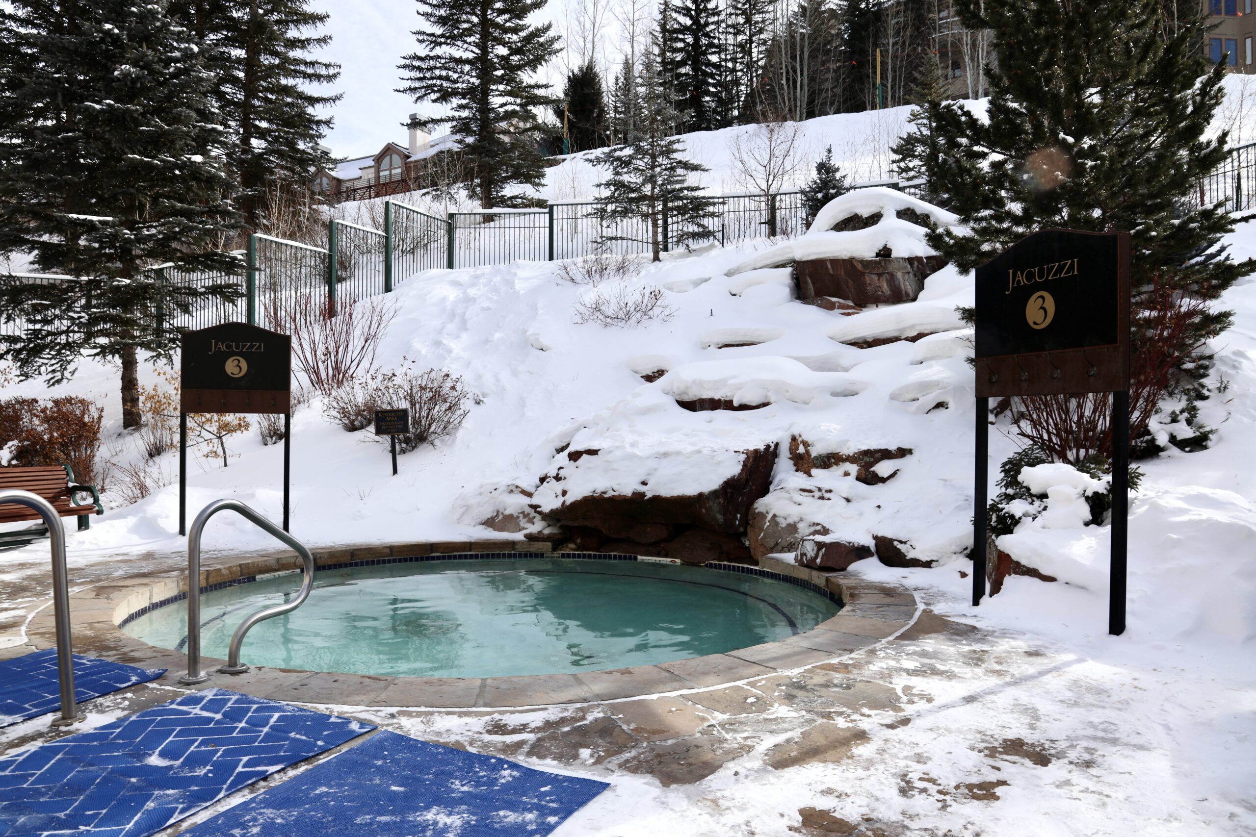 Hot tub at Park Hyatt Beaver Creek, Colorado