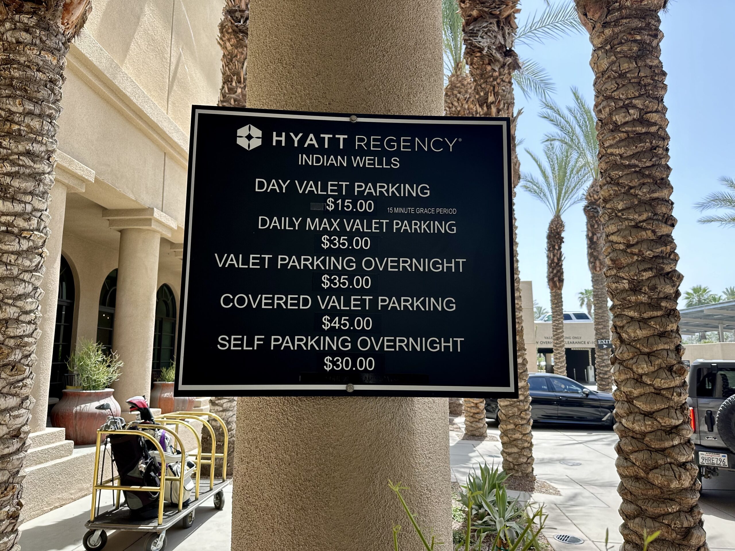 Parking at Hyatt Regency Indian Wells