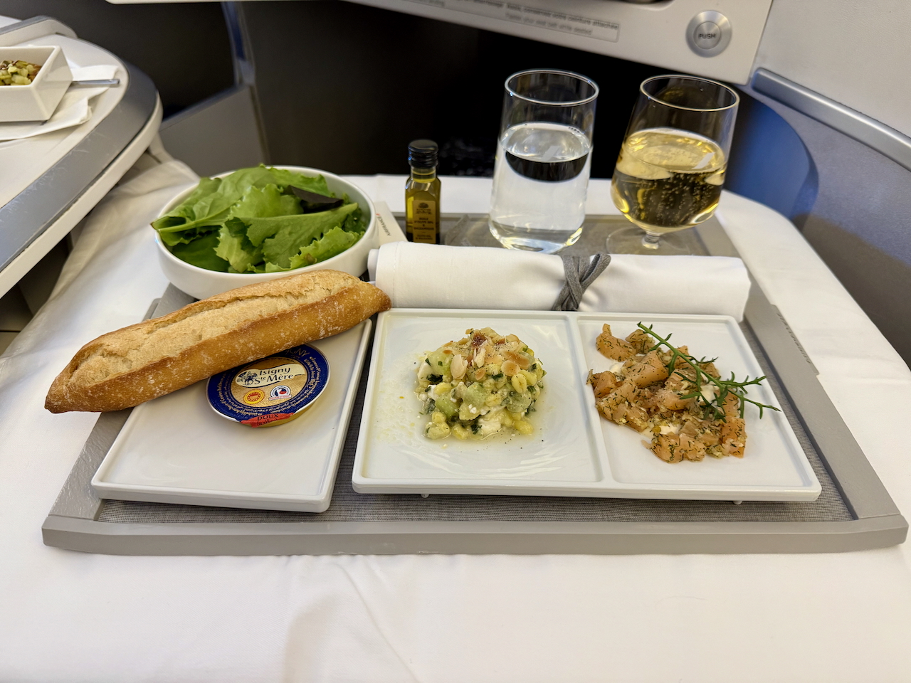 Air France Business Class Dining (Paris to Los Angeles