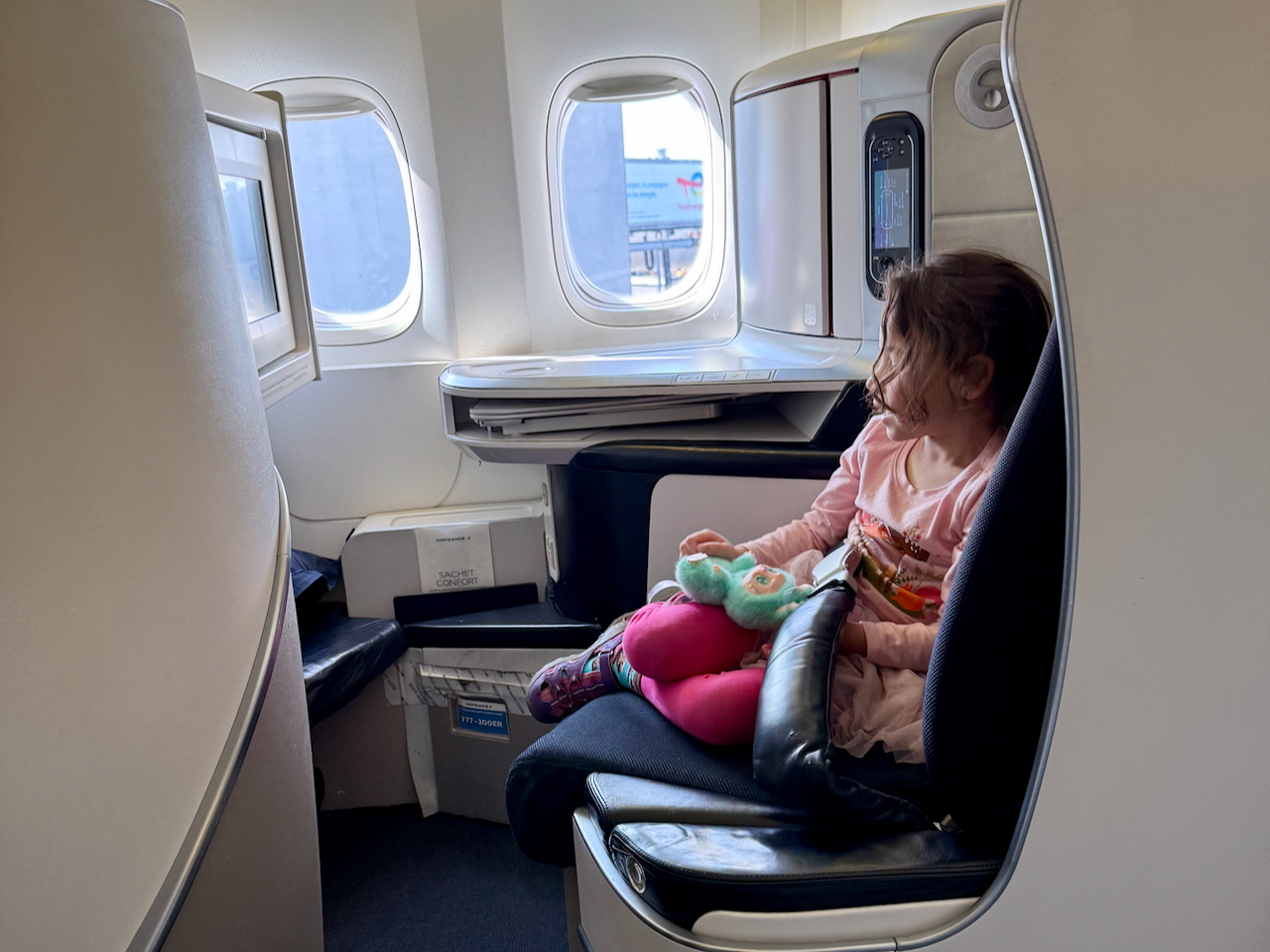 Paris to Los Angeles Air France Business Class 3L seat