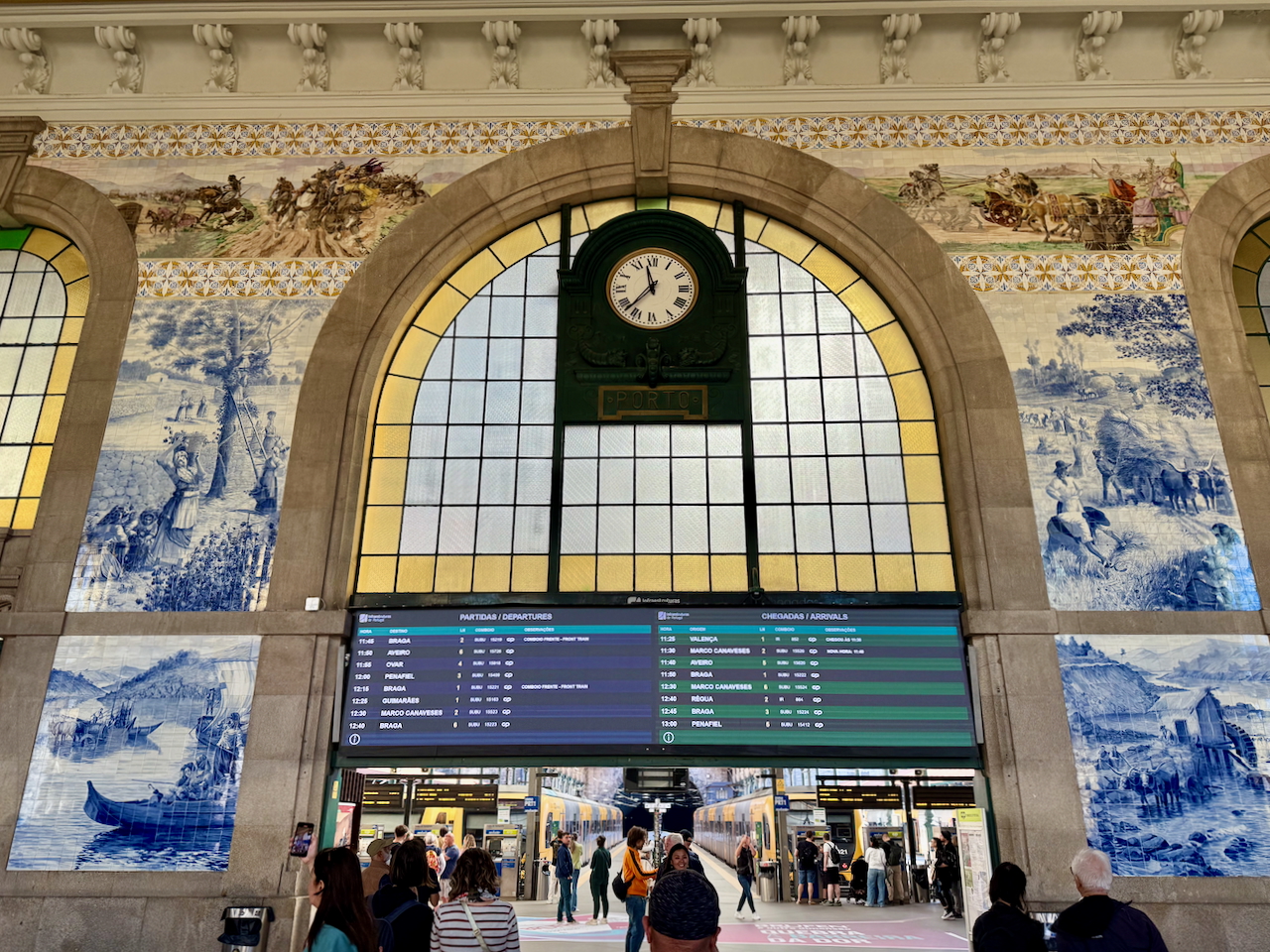 São Bento Station, Porto