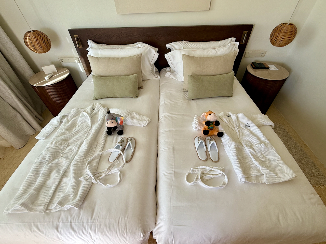 Kids' room at La Zambra hotel, Family Suite